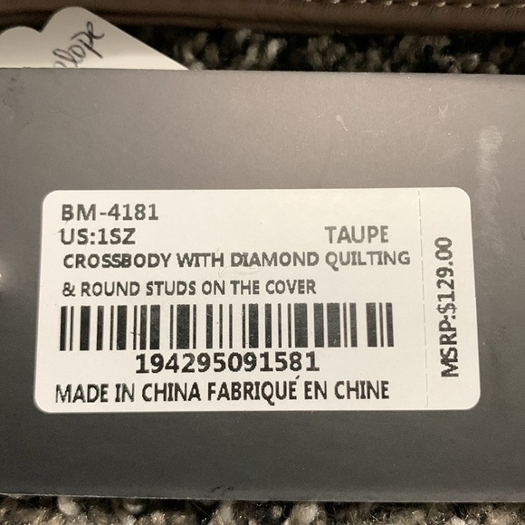 Badgley Mischka Quilted Crossbody Bag - Picture 9 of 12